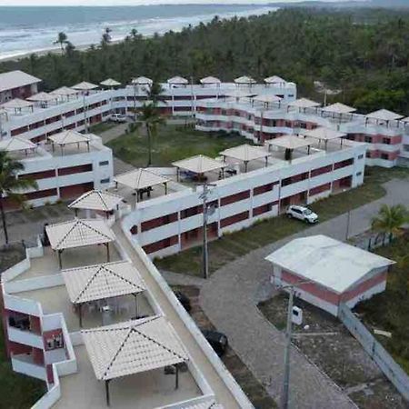 Condomi. Praia Da Perola -Beira Mar-Ilheus/Itacare Екстериор снимка
